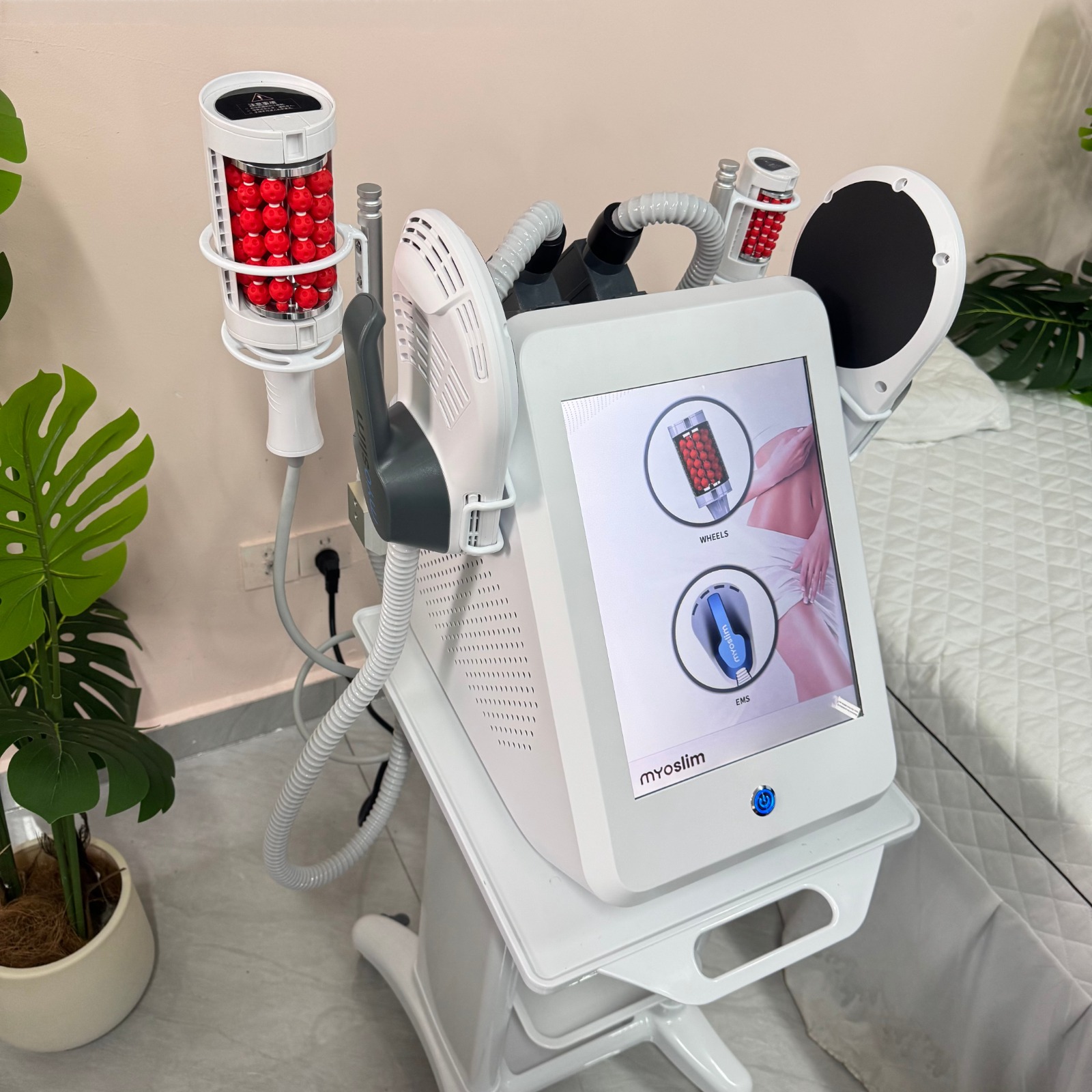 EMS Rolly MYOSLIM 6500W 15 Tesla | EMS & 360° Endo Roller Beauty System für Kosmetikstudios, SPA & Wellness 1 EMS Rolly MYOSLIM 6500W 15 Tesla | EMS & 360° Endo Roller Beauty System für Kosmetikstudios, SPA & Wellness